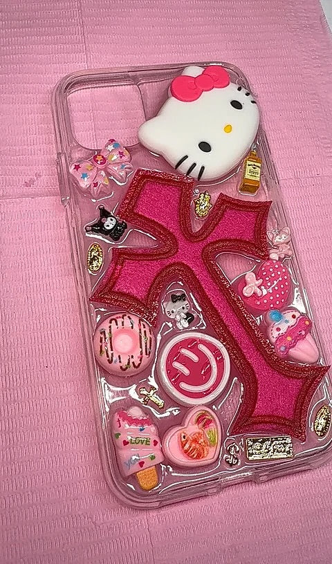 Hello Kitty Junk Case